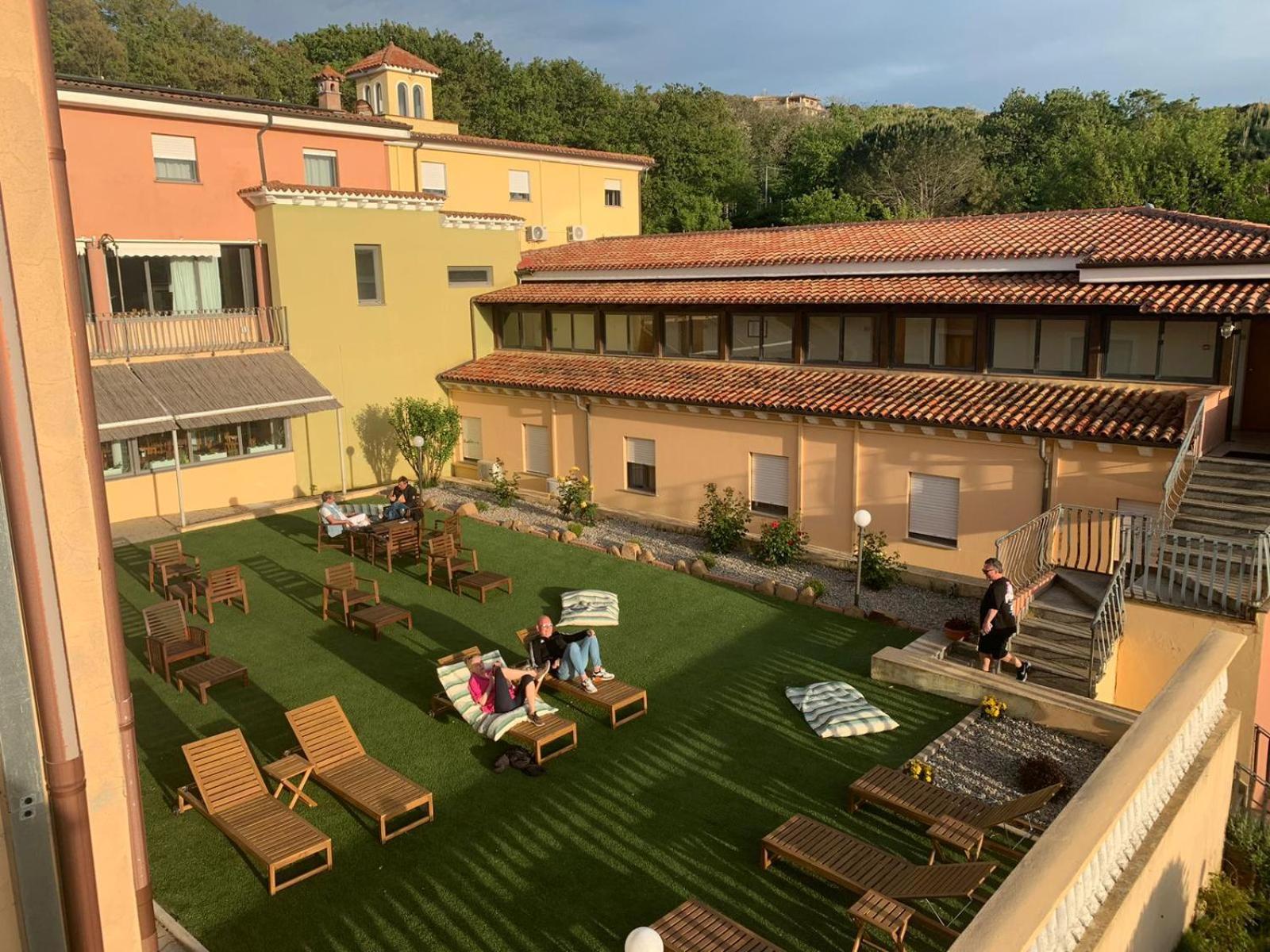 Pausania Inn Tempio Pausania Εξωτερικό φωτογραφία