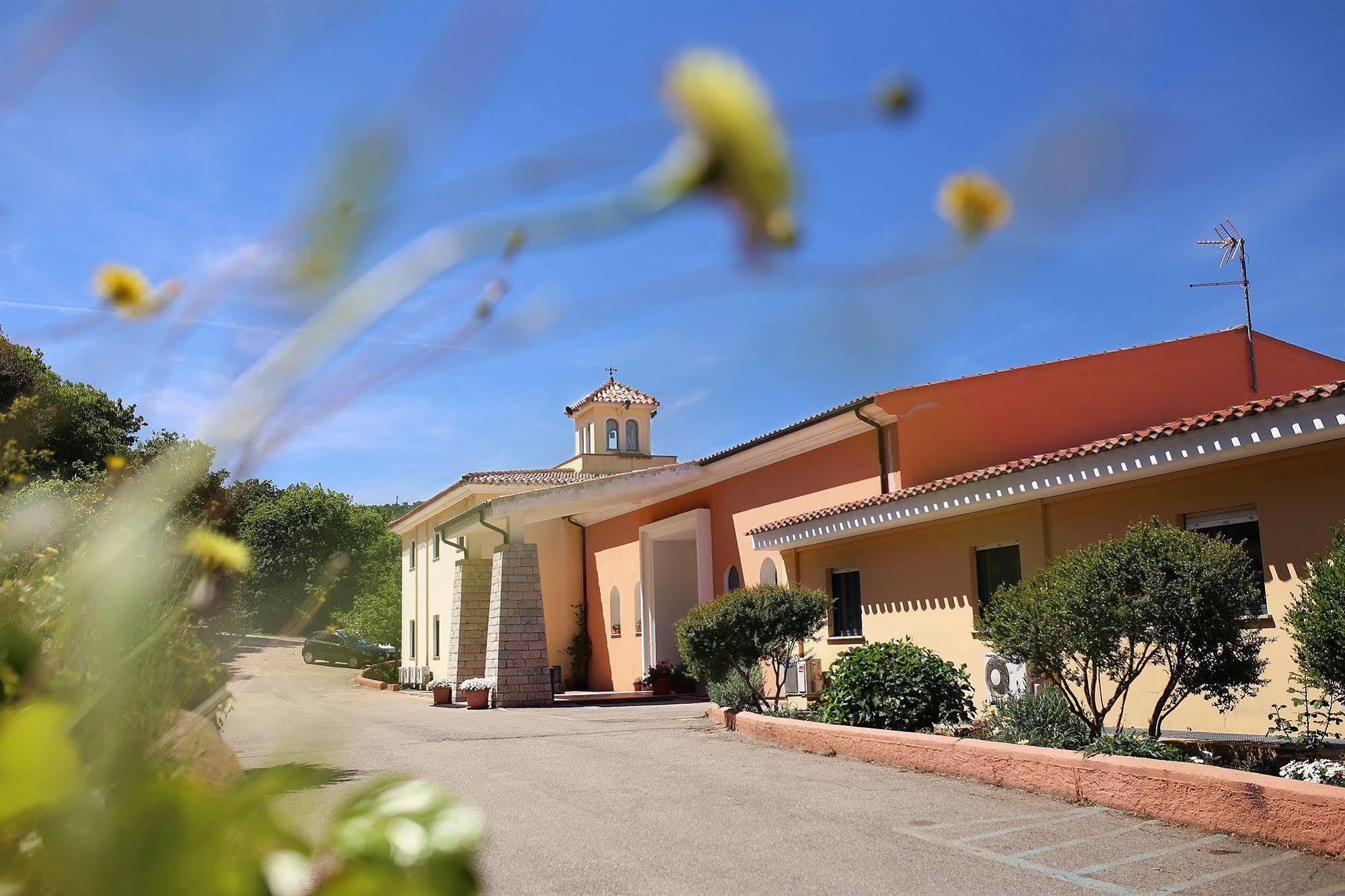Pausania Inn Tempio Pausania Εξωτερικό φωτογραφία